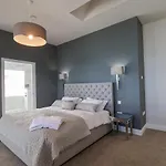 The Penthouse Apartmán *