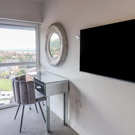 The Penthouse * Scarborough