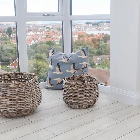 The Penthouse * Scarborough