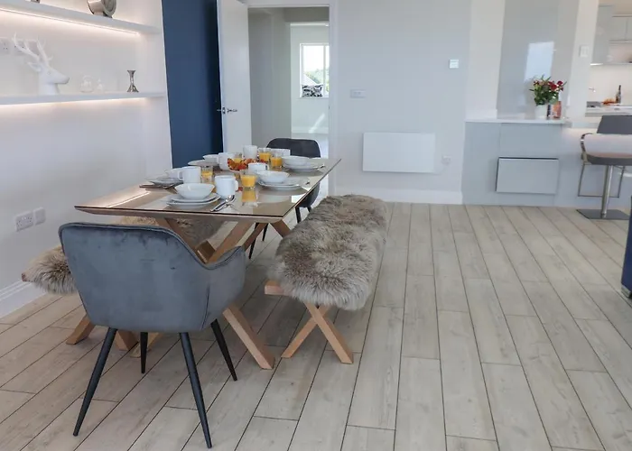 The Penthouse * Scarborough