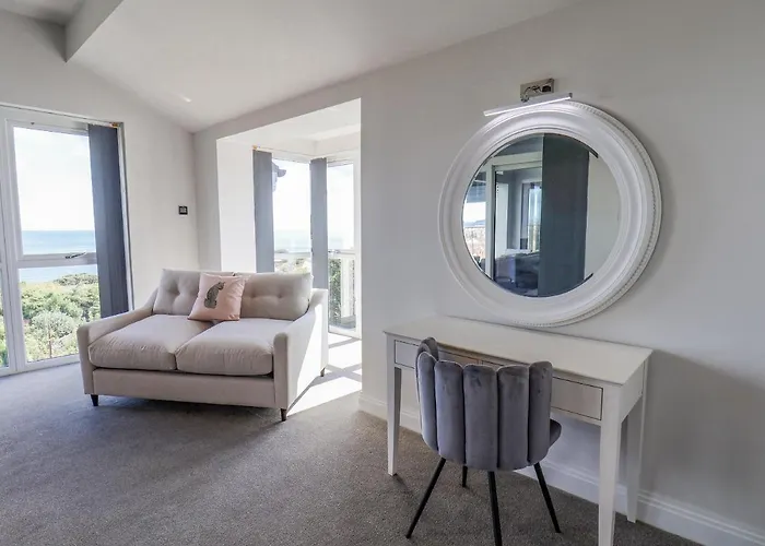 The Penthouse Apartman Scarborough